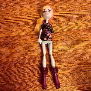 Monster High Abbey Bominable Coffin Bean Doll